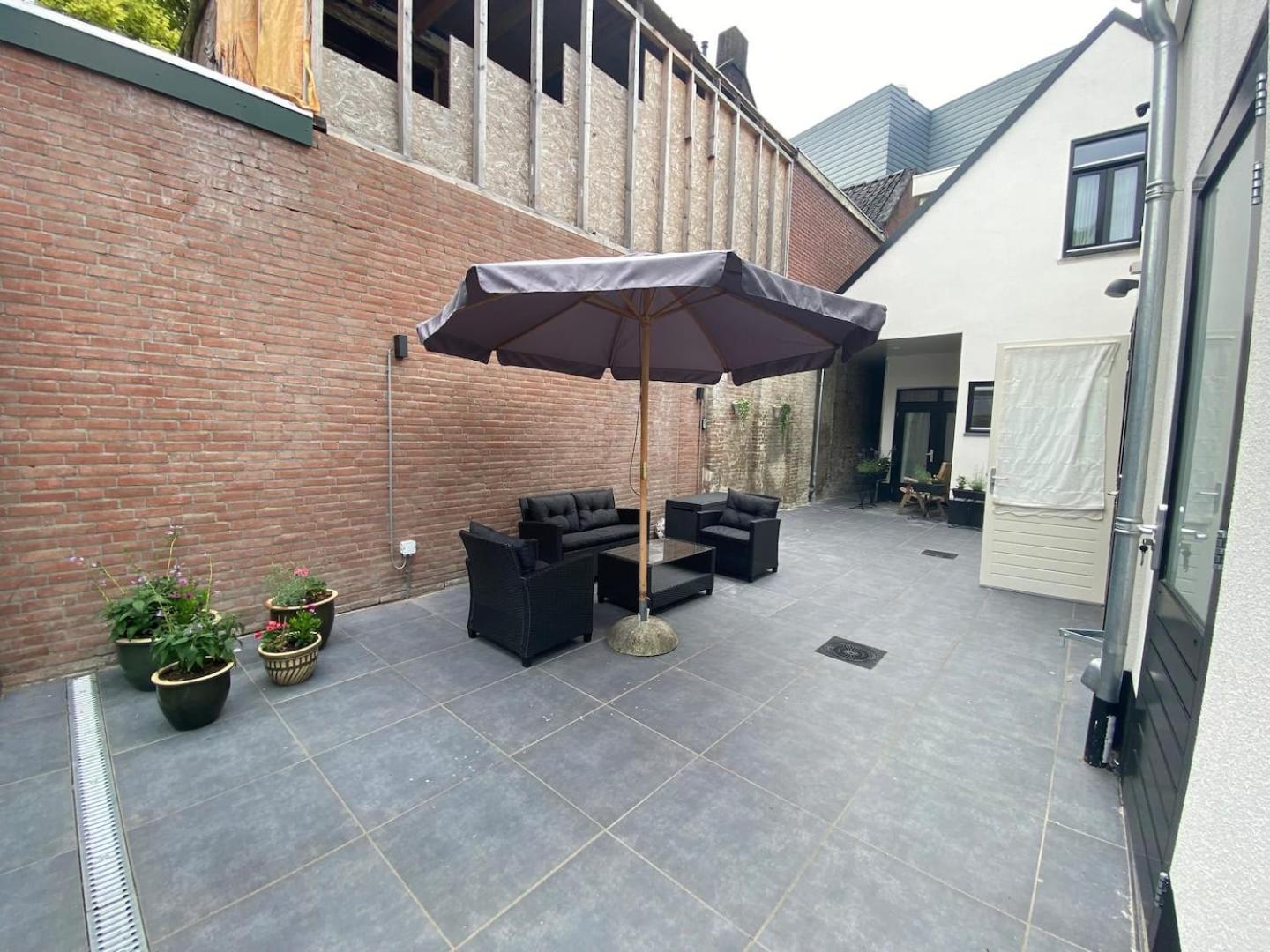 Petite Room With Wifi, Ac, And Shared Kitchen Tilburg Eksteriør bilde