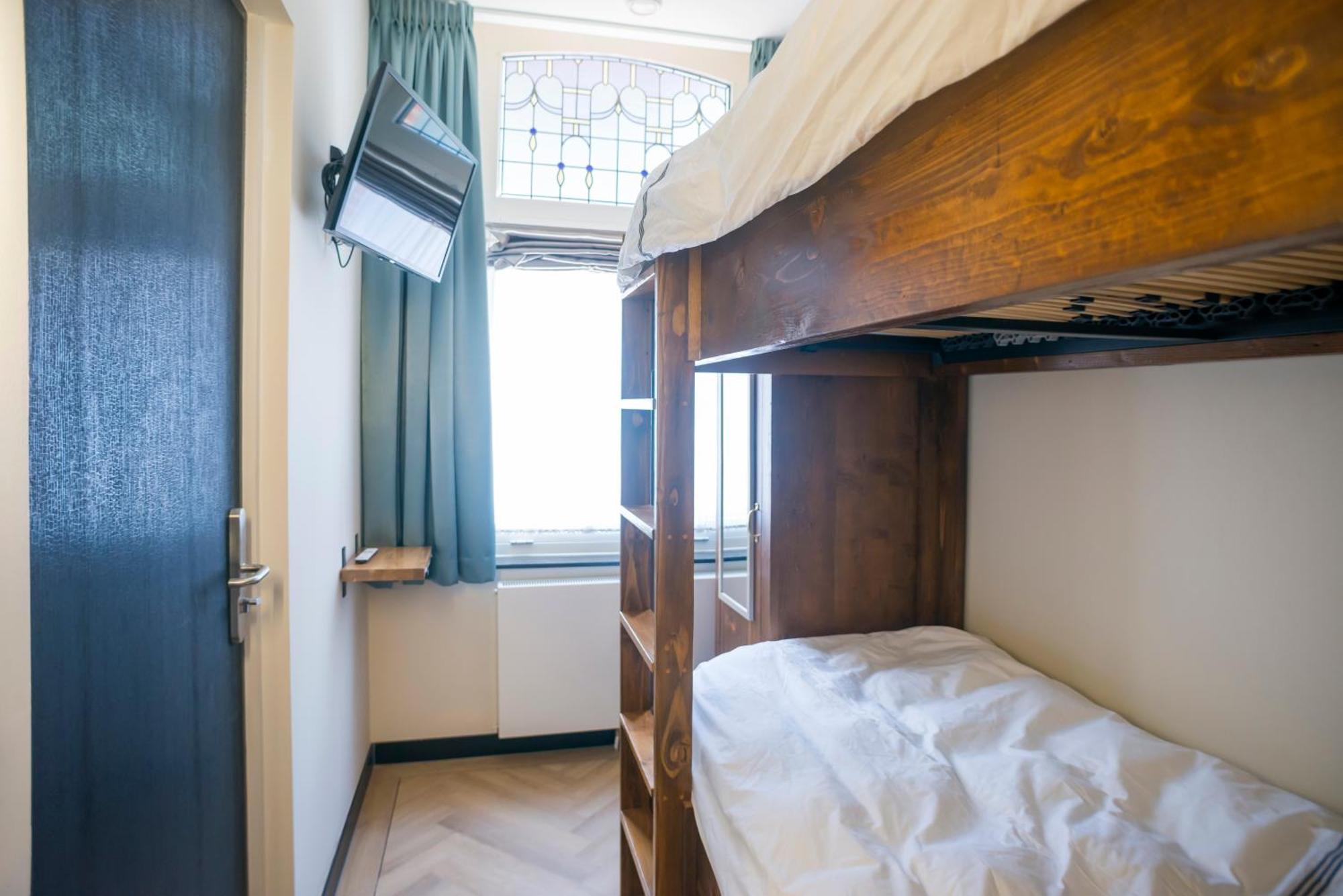 Petite Room With Wifi, Ac, And Shared Kitchen Tilburg Eksteriør bilde